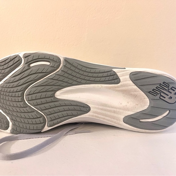 New Balance Dynasoft Nergize Sport V2 Sneaker - Women's size 10 - Picture 8 of 8